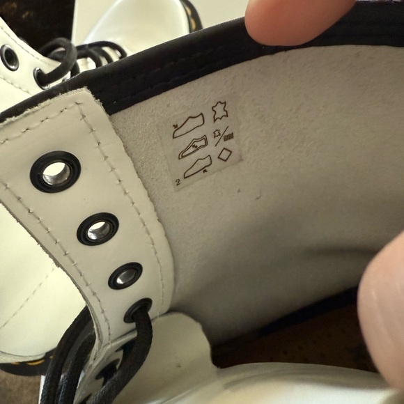 Dr. Martens White Combat Boots woman’s Size 9 - Picture 10 of 11